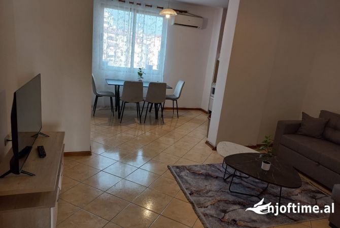 Shtepi me qera 2+1 ne Tirane - 600 Euro