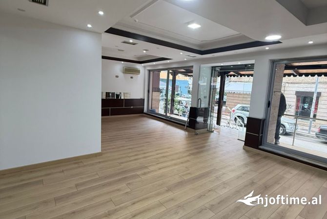 Ambient biznesi me qera 1+1 ne Tirane - 1,500 Euro