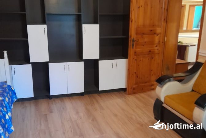 Shtepi me qera 2+1 ne Tirane - 48,000 Leke