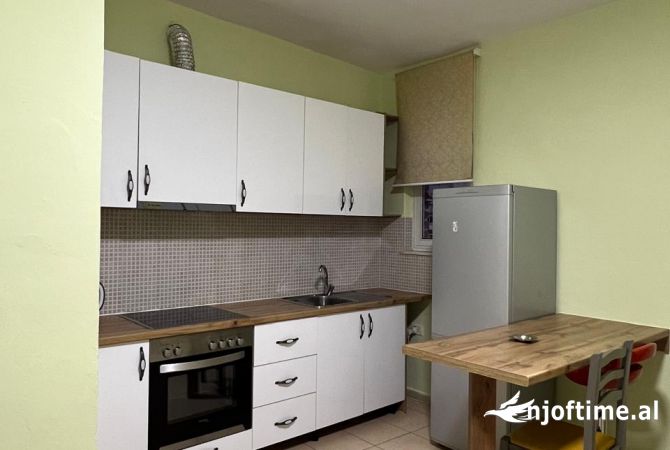 Shtepi me qera 1+1 ne Tirane - 500 Euro