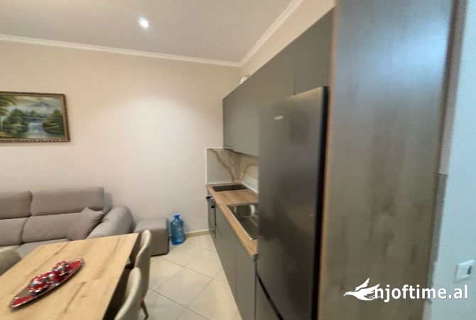 Shtepi me qera Apartament ne Tirane, 1+1, Mobilimi E mobiluar, Pagesa 600  Euro.