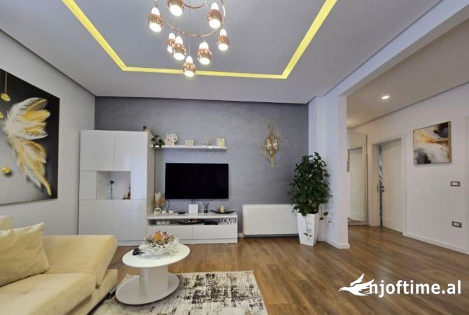 Shtepi ne shitje 2+1 ne Tirane - 295,000 Euro