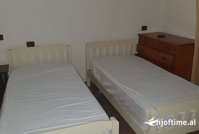 Shtepi me qera 2+1 ne Tirane - 580 Euro