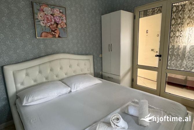 Shtepi me qera Apartament ne Tirane, 1+1, Mobilimi E mobiluar, Pagesa 600  Euro.