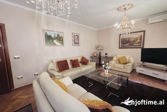 Shtepi me qera 2+1 ne Tirane - 750 Euro