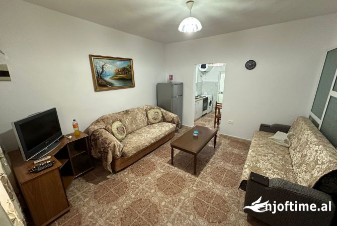 Shtepi me qera 1+1 ne Tirane - 400 Euro