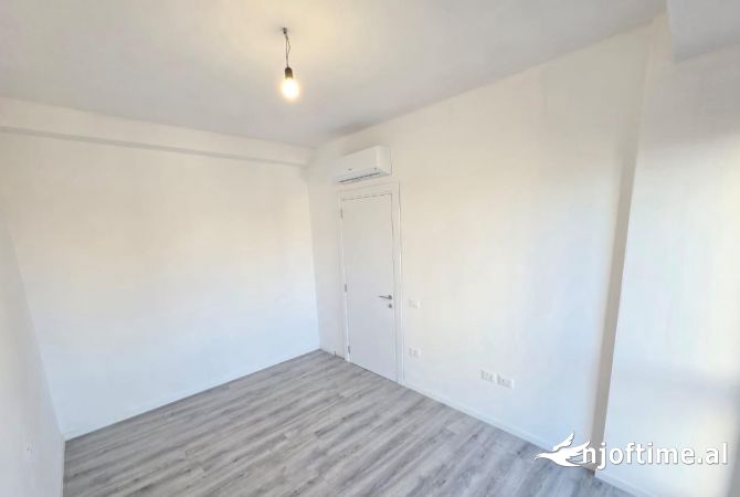 Ambient biznesi me qera 1+1 ne Tirane - 500 Euro