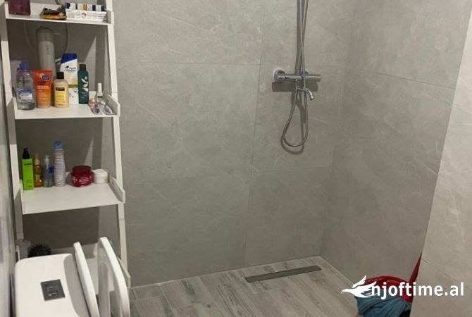 Shtepi me qera Apartament ne Tirane, 1+1, Mobilimi E mobiluar, Pagesa 600  Euro.