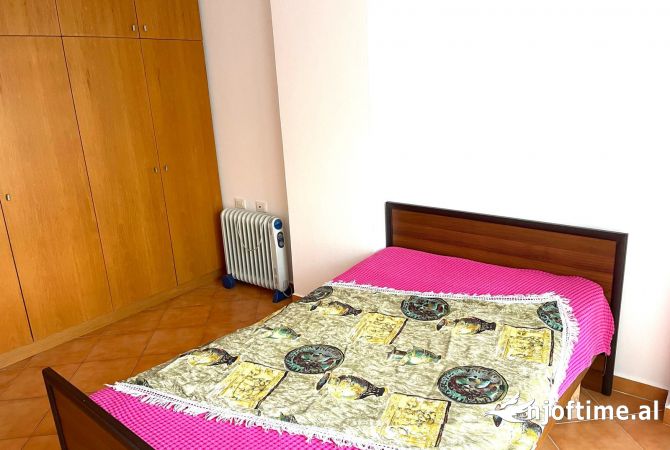 Shtepi me qera 2+1 ne Tirane - 450 Euro
