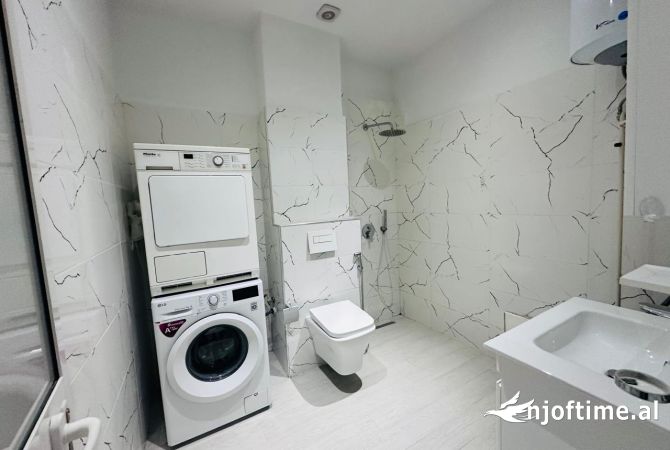 Shtepi me qera Apartament ne Tirane, Garsoniere, Mobilimi E mobiluar, Pagesa 400  Euro.