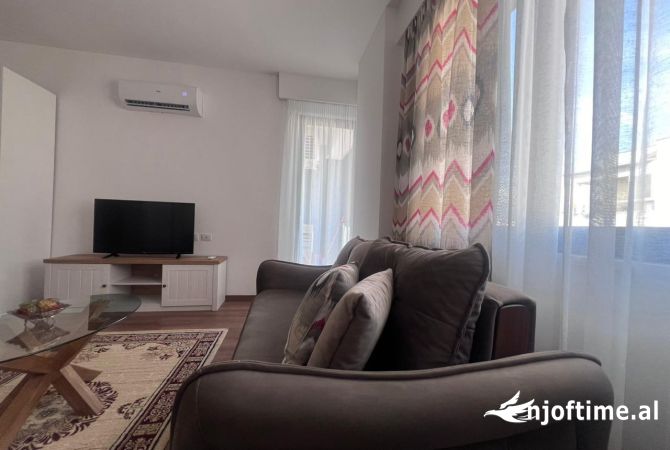 Shtepi me qera 1+1 ne Tirane - 550 Euro