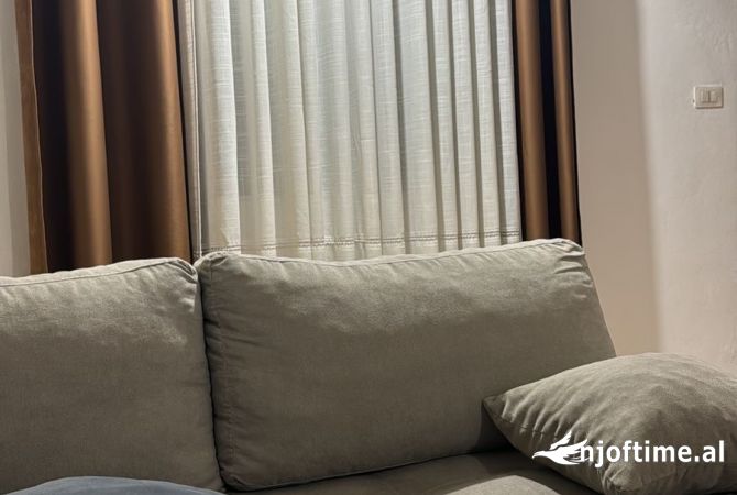 Shtepi me qera Apartament ne Tirane, 1+1, Mobilimi E mobiluar, Pagesa 390  Euro.