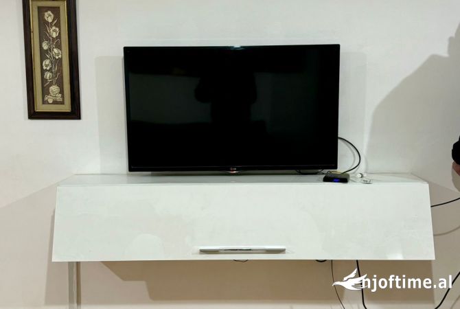 Shtepi me qera Apartament ne Tirane, 1+1, Mobilimi E mobiluar, Pagesa 390  Euro.