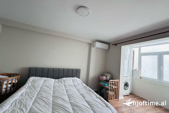 Shtepi me qera Apartament ne Tirane, 1+1, Mobilimi E mobiluar, Pagesa 500  Euro.