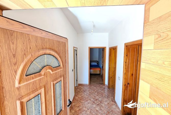 Shtepi me qera Apartament ne Tirane, 2+1, Mobilimi E mobiluar, Pagesa 40,000  Leke.