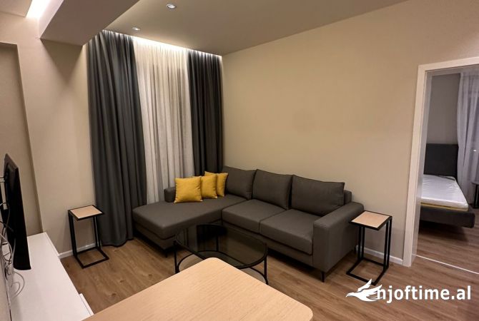 Shtepi me qera 1+1 ne Tirane - 50,000 Leke