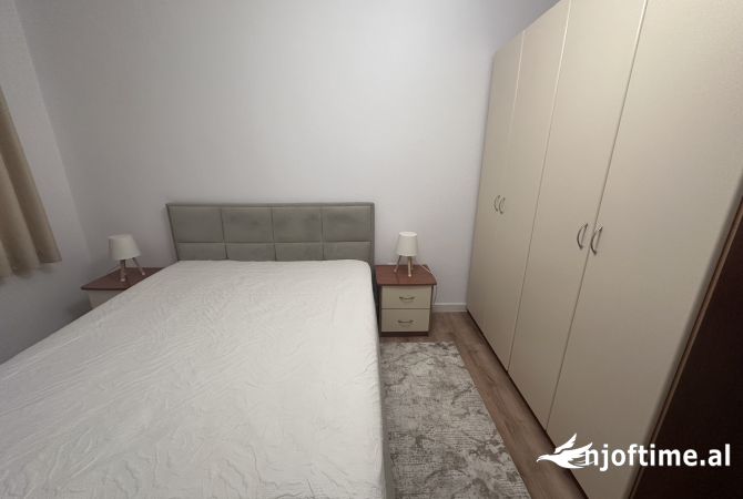 Shtepi me qera Apartament ne Tirane, 1+1, Mobilimi E mobiluar, Pagesa 600  Euro.