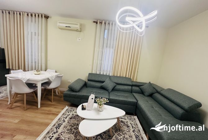 Shtepi me qera 1+1 ne Tirane - 600 Euro