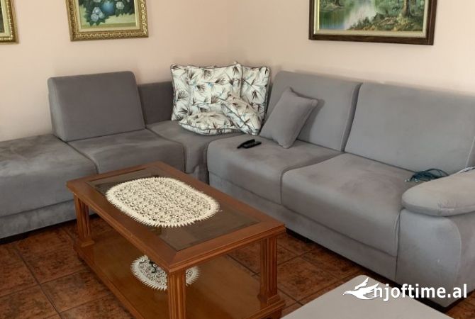 Shtepi me qera 1+1 ne Tirane - 450 Euro