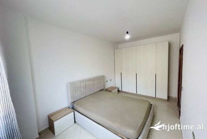 Shtepi me qera Apartament ne Tirane, 2+1, Mobilimi E mobiluar, Pagesa 500  Euro.