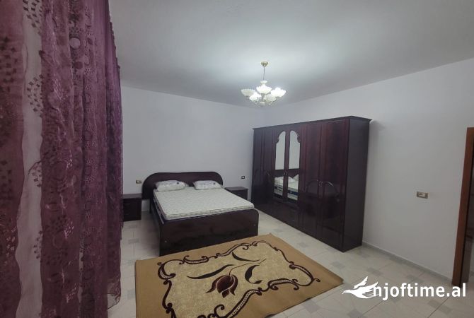 Shtepi me qera 1+1 ne Tirane - 38,000 Leke