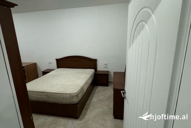 Shtepi me qera 1+1 ne Tirane - 380 Euro