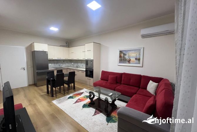 Shtepi me qera 2+1 ne Tirane - 600 Euro