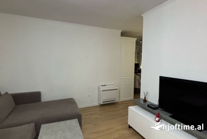 Shtepi me qera 1+1 ne Tirane - 650 Euro