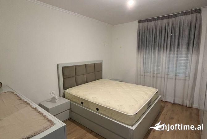 Shtepi me qera 1+1 ne Tirane - 650 Euro