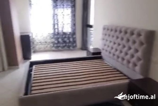 Casa in affitto 2+1 a Tirana - 50,000 Leke