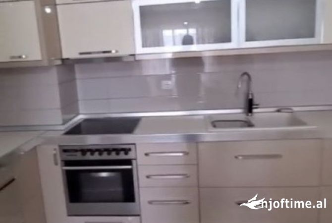 Casa in affitto 2+1 a Tirana - 50,000 Leke