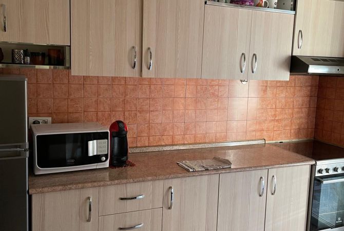 Shtepi me qera 2+1 ne Tirane - 650 Euro