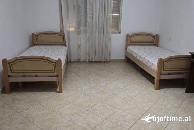 Shtepi me qera 2+1 ne Tirane - 450 Euro