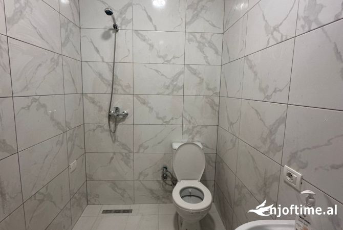 Shtepi ne shitje 1+1 ne Tirane - 80,000 Euro