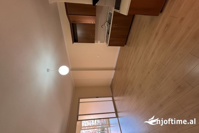 Shtepi ne shitje 2+1 ne Tirane - 105,000 Euro