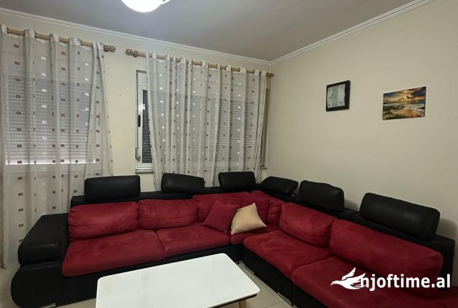 Shtepi me qera 1+1 ne Tirane - 350 Euro