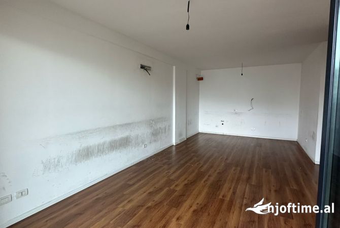 Shtepi me qera 2+1 ne Tirane - 500 Euro