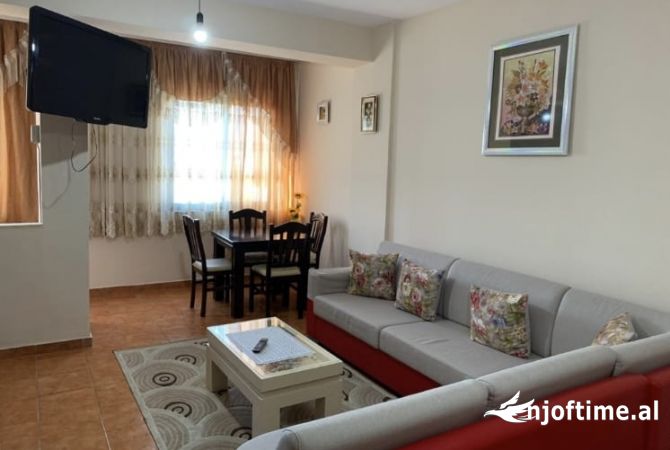 Shtepi me qera 2+1 ne Tirane - 500 Euro