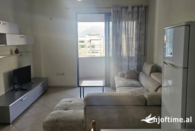 Shtepi me qera 1+1 ne Tirane - 350 Euro