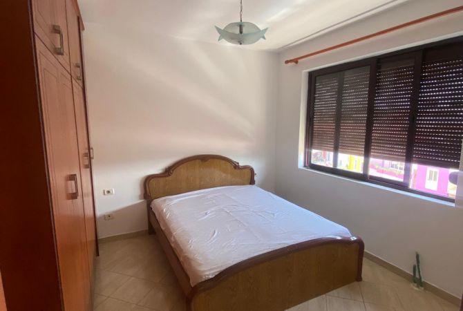 Shtepi me qera 2+1 ne Tirane - 450 Euro