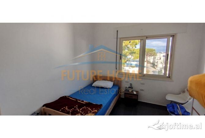 Shtepi ne shitje Penthose(kati i fundit panoramik) ne Durres, 3+1, Mobilimi E mobiluar, Pagesa 280,000  Euro.