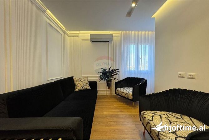 Shtepi ne shitje Apartament ne Tirane, 2+1, Mobilimi E mobiluar, Pagesa 225,000  Euro.
