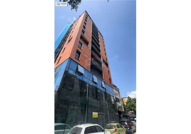 Ambjent biznesi me qera 3+1 ne Tirane - 1,700 Euro