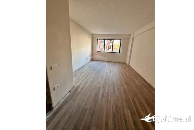 Shtepi ne shitje 1+1 ne Tirane - 93,000 Euro
