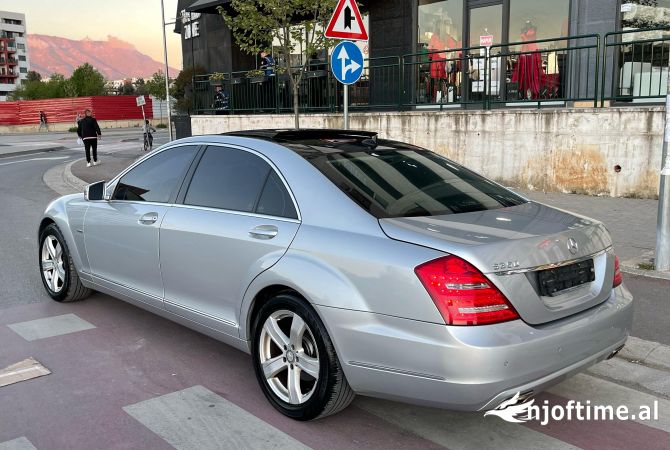 Cars for sale in Tirana, Mercedes-Benz, 2011 Benzine,Kambio Automatik Payment 11,900  Euro.
