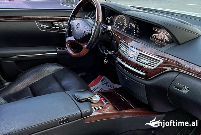 Cars for sale in Tirana, Mercedes-Benz, 2011 Benzine,Kambio Automatik Payment 11,900  Euro.