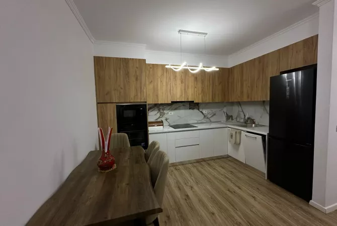 Shtepi me qera 1+1 ne Tirane - 450 Euro
