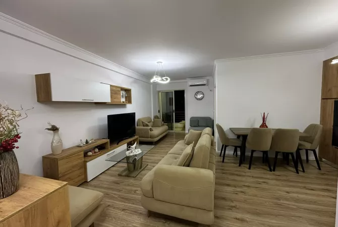 Shtepi me qera 1+1 ne Tirane - 450 Euro