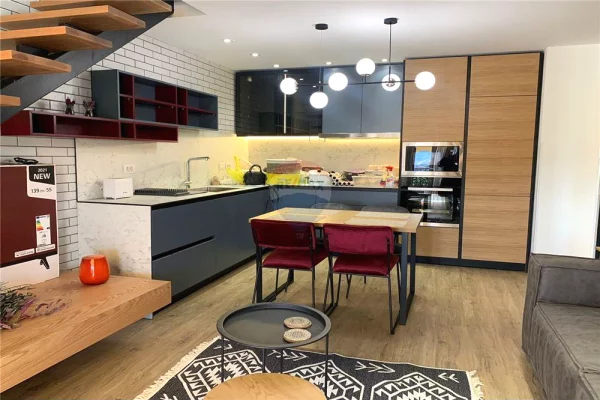 Shtepi me qera 1+1 ne Tirane - 900 Euro