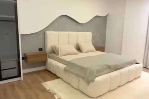 Shtepi me qera 2+1 ne Tirane - 1,500 Euro